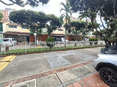 Casa de 4 alcobas en venta en Ciudadela Real De Minas, Bucaramanga, 125 m² · foto 2 de 17