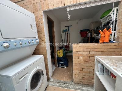 Casa de 5 alcobas en venta en Quintas Del Campestre, Floridablanca, 186 m² · foto 15 de 20