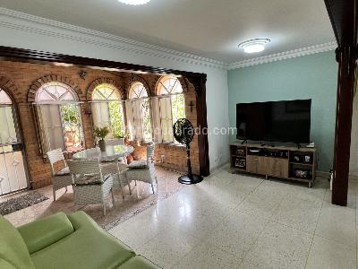 Casa de 5 alcobas en venta en Quintas Del Campestre, Floridablanca, 186 m² · foto 8 de 20