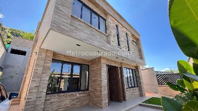 Casa de 4 alcobas en venta en Lagos Del Cacique, Bucaramanga, 486 m² · foto 3 de 20