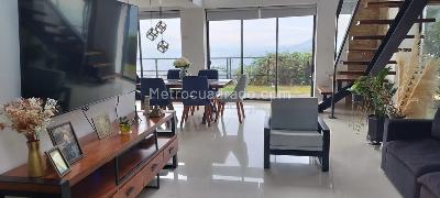 Casa de 4 alcobas en venta en Altos De Florida, Floridablanca, 380 m² · foto 2 de 15