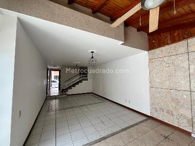 Casa de 3 alcobas en venta en Alamos Parque, Floridablanca, 131 m² · foto 12 de 20
