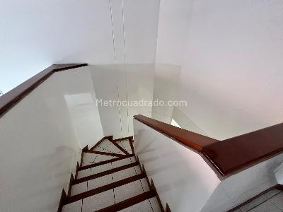 Casa de 3 alcobas en venta en Alamos Parque, Floridablanca, 131 m² · foto 13 de 20