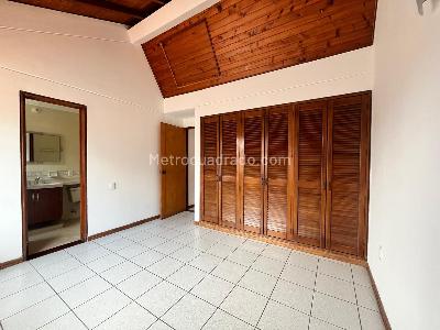 Casa de 3 alcobas en venta en Alamos Parque, Floridablanca, 131 m² · foto 17 de 20
