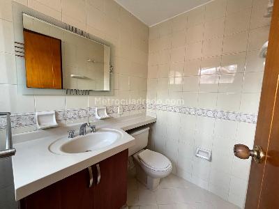 Casa de 3 alcobas en venta en Alamos Parque, Floridablanca, 131 m² · foto 20 de 20