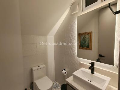 Casa de 5 alcobas en venta en Palmeras Del Cacique, Bucaramanga, 237 m² · foto 18 de 20
