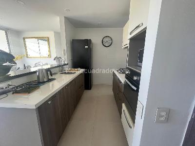 Apartamento de 3 alcobas en venta en Floridablanca, Floridablanca, 93 m² · foto 3 de 20