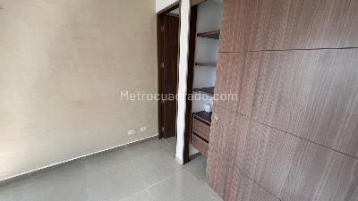 Apartamento de 3 alcobas en venta en Abadia Conj Res Monte Casino, Floridablanca, 82 m² · foto 14 de 20