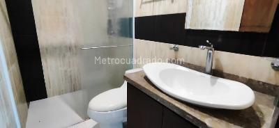 Apartamento de 3 alcobas en venta en Cabecera Del Llano, Bucaramanga, 90 m² · foto 3 de 12
