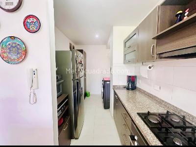 Apartamento de 3 alcobas en venta en Balcones De Ruitoque Etapa Ii, Floridablanca, 94 m² · foto 4 de 20