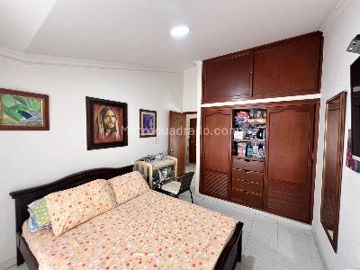 Casa de 4 alcobas en venta en Tarragona, Floridablanca, 117 m² · foto 17 de 20