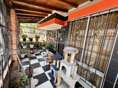 Casa de 4 alcobas en venta en Tarragona, Floridablanca, 117 m² · foto 5 de 20