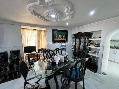 Casa de 4 alcobas en venta en Tarragona, Floridablanca, 117 m² · foto 8 de 20