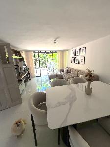 Casa de 3 alcobas en venta en Cañaveral, Floridablanca, 250 m² · foto 2 de 11