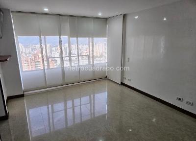 Apartamento de 4 alcobas en venta en Altos De Cabecera, Bucaramanga, 175 m² · foto 2 de 7