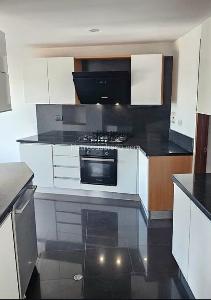 Apartamento de 4 alcobas en venta en Altos De Cabecera, Bucaramanga, 175 m² · foto 3 de 7