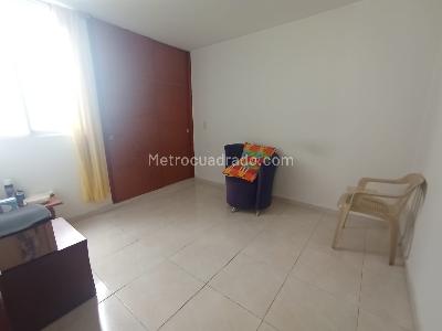 Apartamento de 3 alcobas en venta en El Prado, Bucaramanga, 75 m² · foto 6 de 13