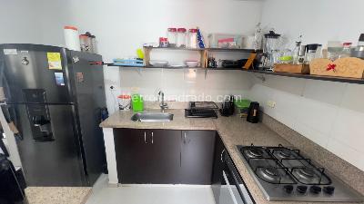 Apartamento de 3 alcobas en venta en Aranjuez, Floridablanca, 74 m² · foto 4 de 17