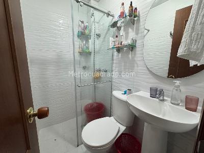 Apartamento de 3 alcobas en venta en Alarcon, Bucaramanga, 76 m² · foto 8 de 9