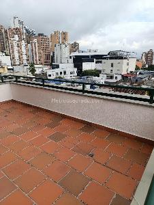 Apartamento de 3 alcobas en venta en Cabecera Del Llano, Bucaramanga, 109 m² · foto 9 de 20