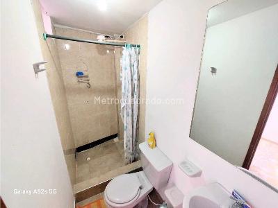Casa de 5 alcobas en venta en Portales Del Norte, Bogotá, 300 m² · foto 8 de 20