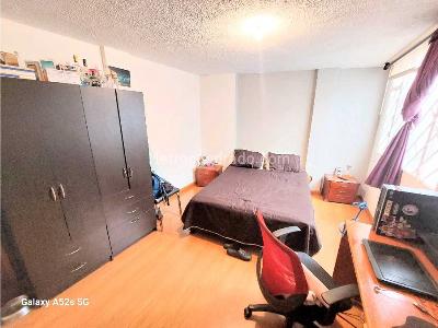 Casa de 5 alcobas en venta en Portales Del Norte, Bogotá, 300 m² · foto 15 de 20