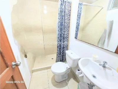 Casa de 5 alcobas en venta en Portales Del Norte, Bogotá, 300 m² · foto 16 de 20