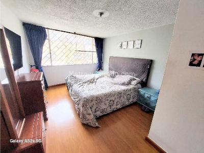 Casa de 5 alcobas en venta en Portales Del Norte, Bogotá, 300 m² · foto 18 de 20
