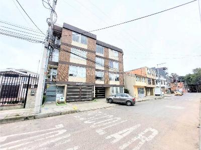 Apartamento de 3 alcobas en venta en Britalia Norte, Bogotá, 108 m² · foto 2 de 20