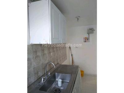 Casa de 4 alcobas en venta en Villa El Dorado, Bogotá, 190 m² · foto 8 de 20