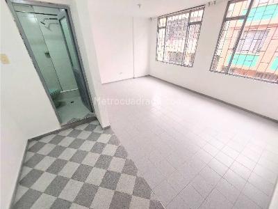 Casa de 5 alcobas en venta en Villa El Dorado, Bogotá, 235 m² · foto 11 de 20