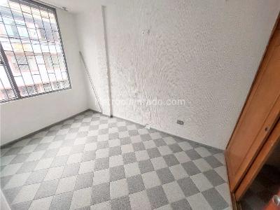 Casa de 5 alcobas en venta en Villa El Dorado, Bogotá, 235 m² · foto 15 de 20