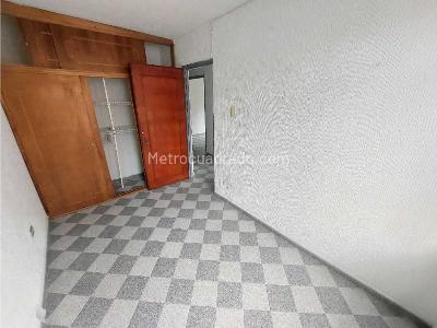 Casa de 5 alcobas en venta en Villa El Dorado, Bogotá, 235 m² · foto 16 de 20