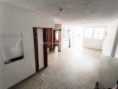 Casa de 5 alcobas en venta en La Castellana, Bogotá, 222 m² · foto 2 de 20