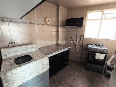 Casa de 5 alcobas en venta en La Castellana, Bogotá, 222 m² · foto 4 de 20
