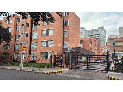 Apartamento en venta en Mazuren, Bogotá · foto 3 de 13