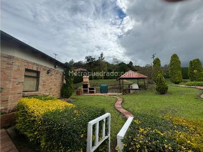 Casa de 3 alcobas en venta en Vereda Yerbabuena, Chía, 425 m² · foto 19 de 20