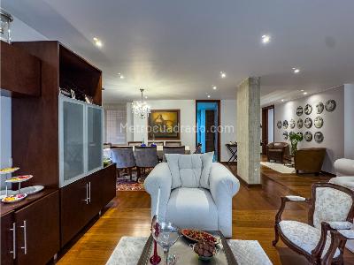 Apartamento en venta en Chico Reservado, Bogotá · foto 2 de 20