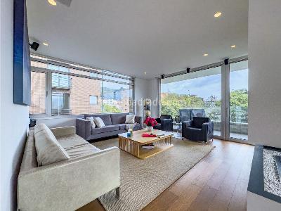 Apartamento de 1 alcoba en venta en Chico, Bogotá, 132 m² · foto 2 de 20