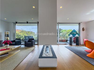 Apartamento de 1 alcoba en venta en Chico, Bogotá, 132 m² · foto 3 de 20