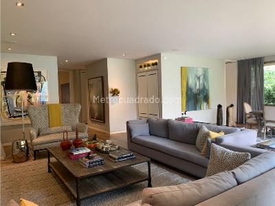 Apartamento de 3 alcobas en venta en La Cabrera, Bogotá, 300 m² · foto 4 de 20