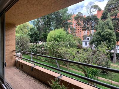 Apartamento de 3 alcobas en venta en La Cabrera, Bogotá, 300 m² · foto 6 de 20