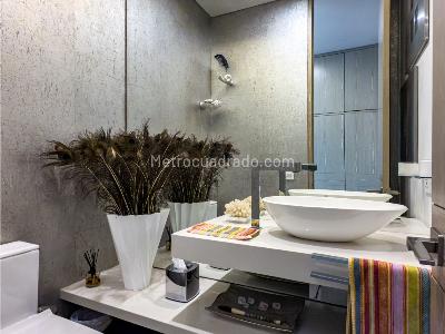 Apartamento de 3 alcobas en venta en La Cabrera, Bogotá, 258 m² · foto 19 de 20