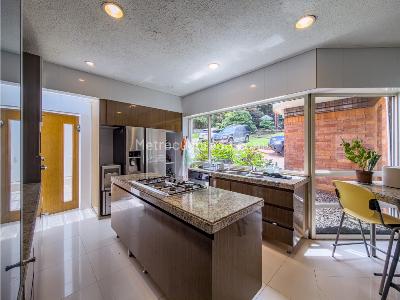 Casa de 3 alcobas en venta en Altos De Patios, La Calera, 670 m² · foto 12 de 20