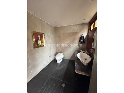 Casa de 5 alcobas en venta en Vereda Fusca, Chía, 1269 m² · foto 11 de 20