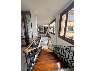 Casa de 5 alcobas en venta en Vereda Fusca, Chía, 1269 m² · foto 14 de 20