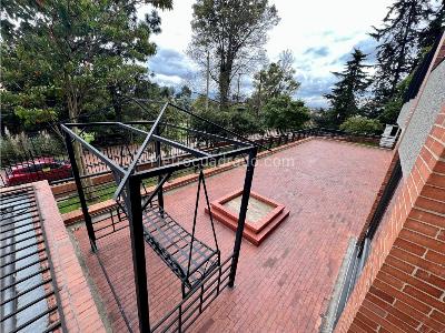 Apartamento de 3 alcobas en venta en Cerros De Los Lagartos, Bogotá, 120 m² · foto 7 de 20