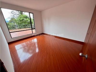 Apartamento de 3 alcobas en venta en Cerros De Los Lagartos, Bogotá, 120 m² · foto 16 de 20
