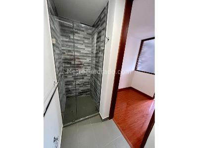 Apartamento de 3 alcobas en venta en Cerros De Los Lagartos, Bogotá, 120 m² · foto 18 de 20