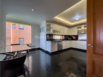 Casa de 5 alcobas en venta en Bosque De Pinos, Bogotá, 495 m² · foto 17 de 20